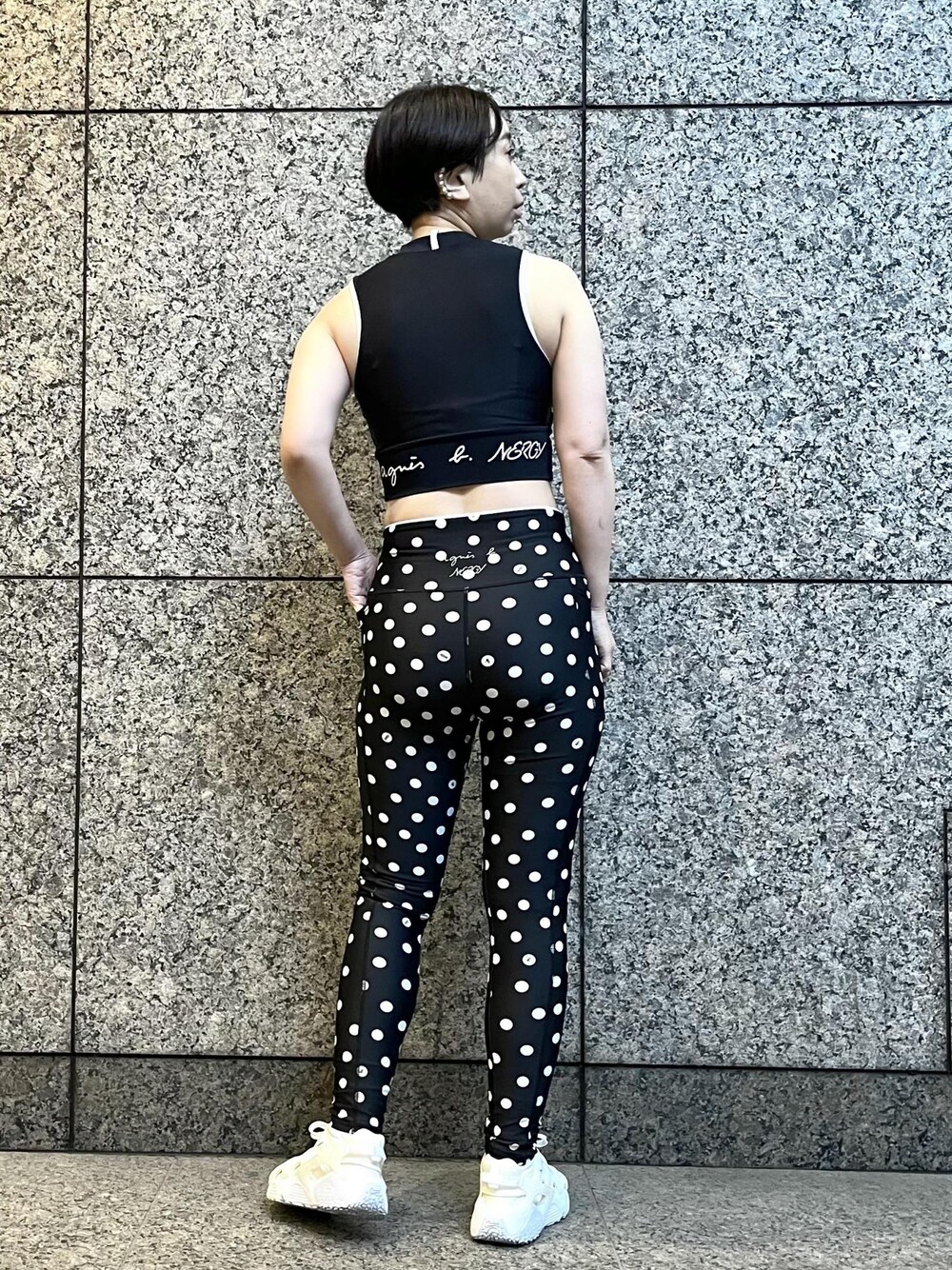 agnes b.のレギンス/スパッツを使った人気ファッションコーディネート