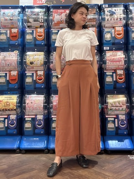 「NET（ネット）のアイテム（Tシャツ/カットソー、ホワイト系）」を使った、Yun Han Chenさん（レディース・163cm）の夏コーディネート