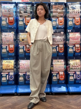 「MANGO（マンゴ）のアイテム（Tシャツ/カットソー、ホワイト系）」を使った、Yun Han Chenさん（レディース・163cm）の夏コーディネート