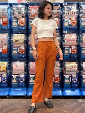 「UNIQLO（ユニクロ）のアイテム（Tシャツ/カットソー、ホワイト系）」を使った、Yun Han Chenさん（レディース・163cm）の夏コーディネート