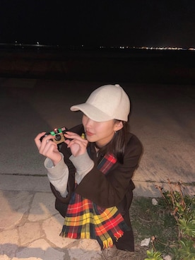 「チェックマフラー」｜「アイテム（帽子）」を使った、Kさん（レディース・163cm）の夏コーディネート