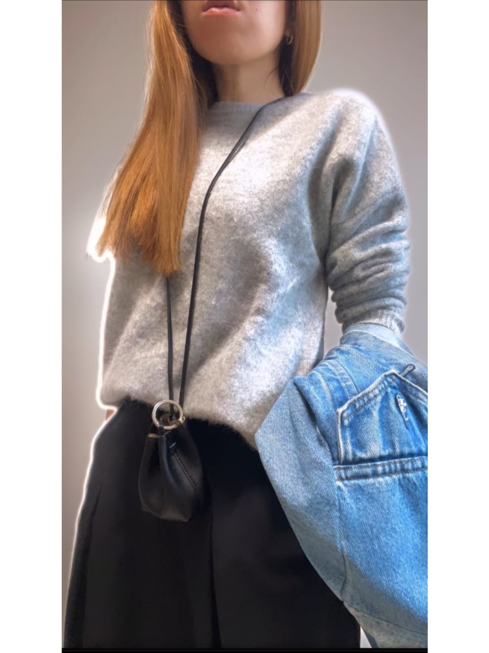 「休日スタイル、ootd、パンツコーデ、スカートコーデ、TODAYFUL、Nala」｜「TODAYFULのアイテム（ニット/セーター、グレー系）」を使った、kaoriさん（骨格ストレート・レディース・156cm）の冬コーディネートの1枚目の写真