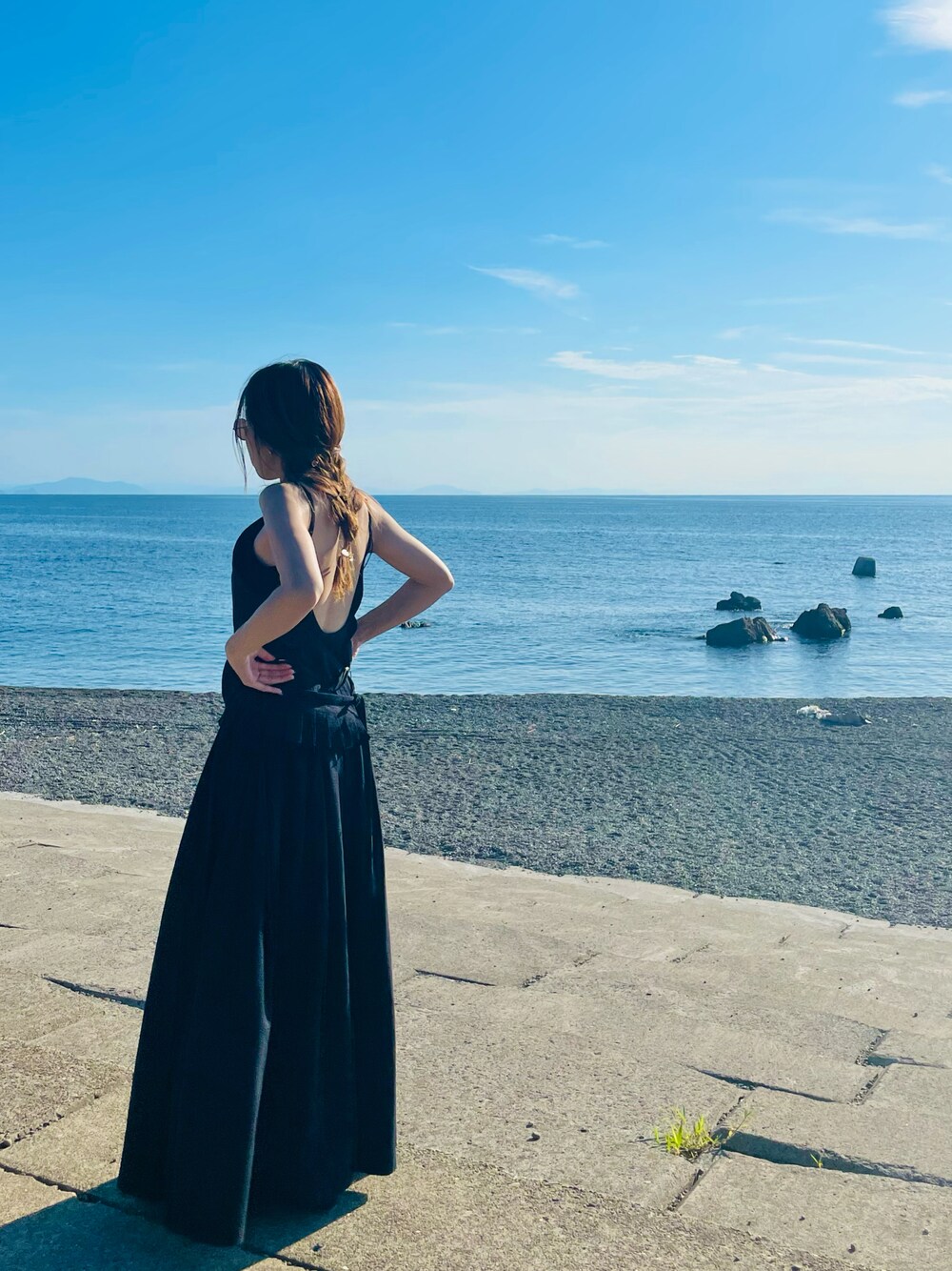 「summer、とっておき♡、ドラマティックドレス」｜「sorm86のアイテム（ドレス、ブラック系）」を使った、kaoriさん（レディース・156cm）の秋コーディネートの1枚目の写真