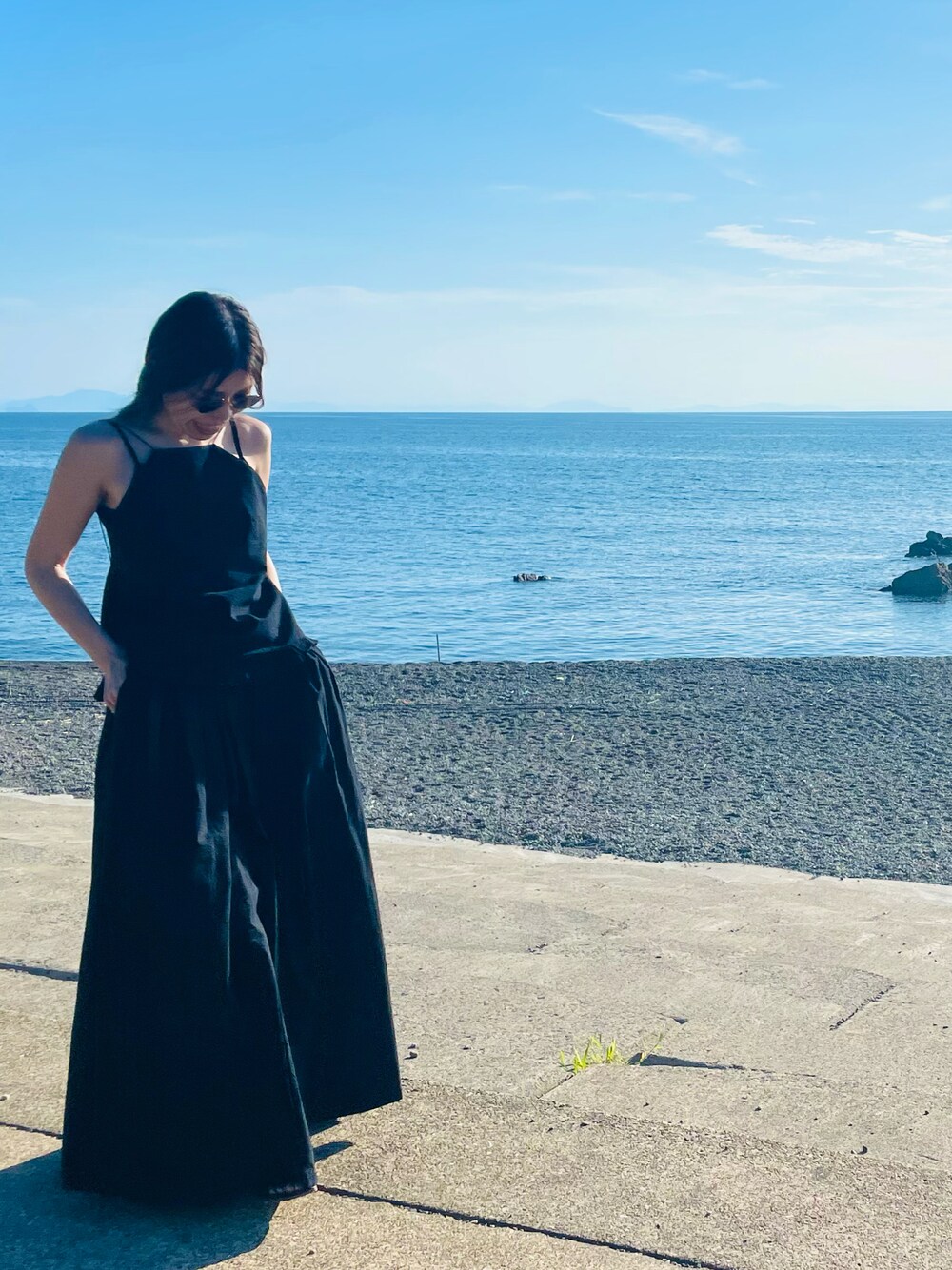 「summer、とっておき♡、ドラマティックドレス」｜「sorm.86のアイテム（ドレス、ブラック系）」を使った、kaoriさん（レディース・156cm）の秋コーディネートの1枚目の写真