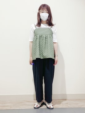 「sm2rhythm（サマンサモスモスリズム）のアイテム（パンツ）」を使った、minminさん（レディース・160cm）の春コーディネート