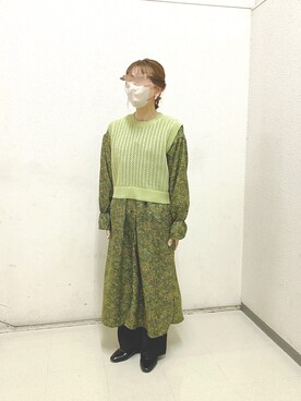「Samansa Mos2 blue（サマンサモスモスブルー）のアイテム（ベスト）」を使った、minminさん（レディース・160cm）の冬コーディネート