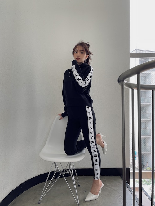 GYDA（ジェイダ）の「DC×GYDA SIDELINE LEGGINS（その他パンツ）」 - WEAR