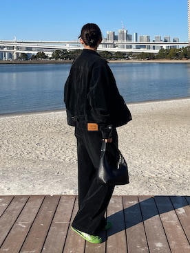 「アイテム（ハンドバッグ）」を使った、たちおかさん（レディース・164cm）の冬コーディネート