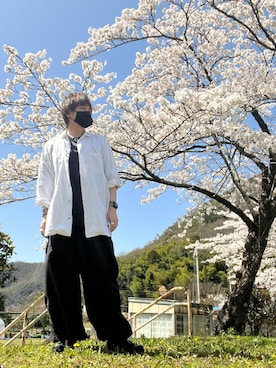 「CINOH（チノ）のアイテム」を使った、moto miniさん（メンズ・171cm）の春コーディネート