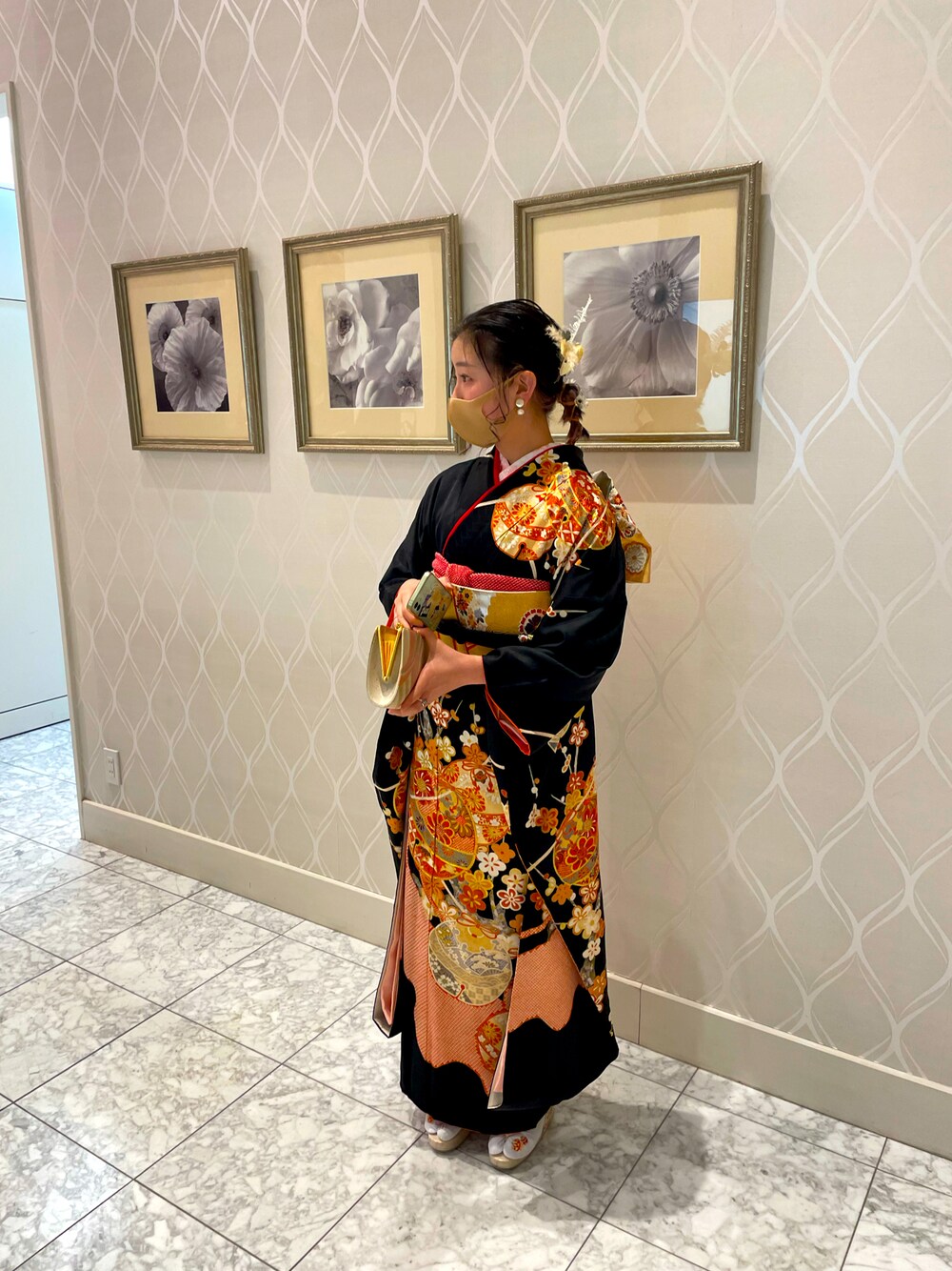 「親族結婚式、髪型アレンジ、ドライフラワー髪飾り」｜「振袖のアイテム（着物、ブラック系）」を使った、ちゃんどいさん（レディース・159cm）の夏コーディネートの1枚目の写真