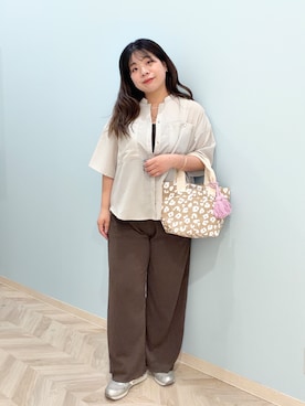 「SHOO・LA・RUE（シューラルー）の【洗濯機可/S-LL】カップ付き Wストラップ テレコキャミソール（タンクトップ、ブラウン系）」を使った、まちゃんなちゃんさん（レディース・158cm）の春コーディネート