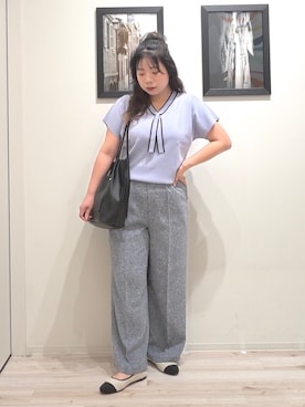 「SHOO・LA・RUE（シューラルー）の【毎日洗える/ひんやり/UV/S-LL】 毛玉になりにくい配色ボウタイ半袖ニット（ニット/セーター、ブルー系）」を使った、まちゃんなちゃんさん（レディース・158cm）の夏コーディネート