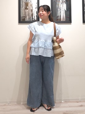 「SHOO・LA・RUE（シューラルー）の【S-LL/洗濯機可】着るだけで決まる 主役級フリルトップス（Tシャツ/カットソー、ブルー系）」を使った、まちゃんなちゃんさん（レディース・158cm）の夏コーディネート