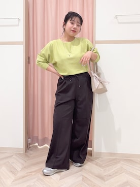 「SHOO・LA・RUE（シューラルー）の【高レビュー/S-LL/着丈選べる/洗濯後しわになりにくい】スマートに見えるイージーワイドパンツ（その他パンツ、ブラック系）」を使った、まちゃんなちゃんさん（レディース・158cm）の春コーディネート