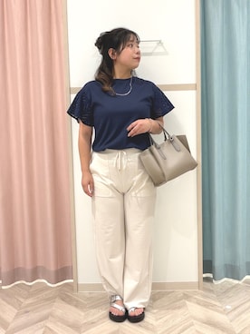 「SHOO・LA・RUE（シューラルー）の【汗じみ防止/ひんやり/体型カバー】真夏の味方。 汗じみが気になりにくい お袖レースフレアTシャツ（Tシャツ/カットソー、ブルー系）」を使った、まちゃんなちゃんさん（レディース・158cm）の夏コーディネート