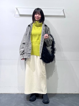 「LAKOLE（ラコレ）のアイテム（デニムジャケット）」を使った、うえさん（レディース・153cm）の冬コーディネート