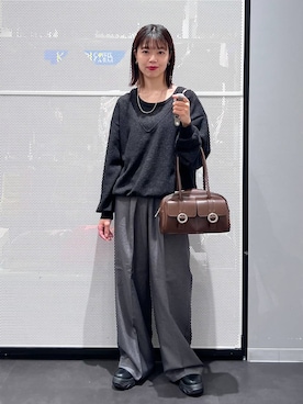 「LAKOLE（ラコレ）の裏起毛タックイージーパンツ / 591128（スラックス）」を使った、うえさん（レディース・153cm）の秋コーディネート