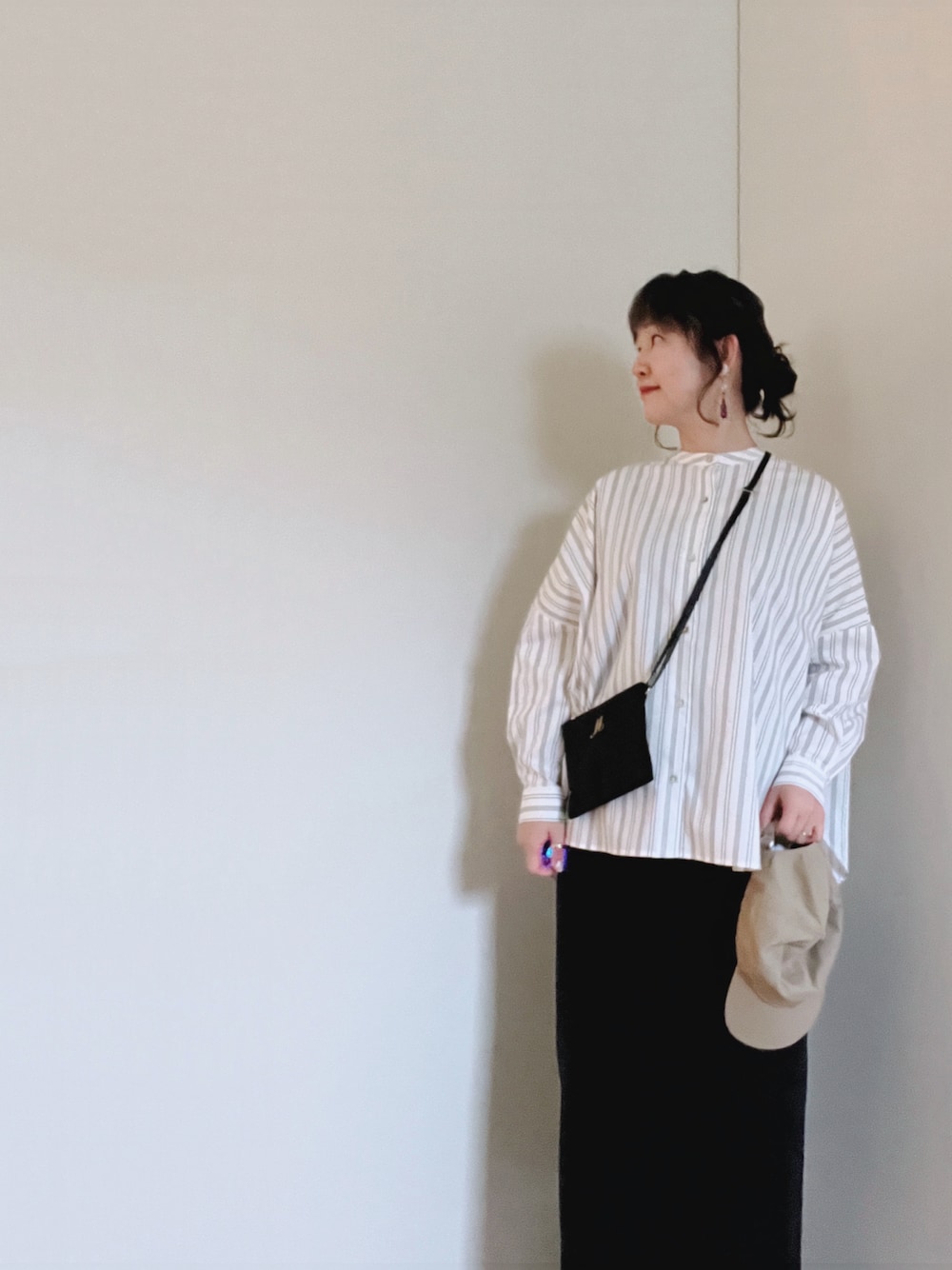 「オトナカジュアル、ブラウス、ボーダー、美容院、タイトスカート」｜「WWS×センセイカプセルのアイテム（スカート、ブルー系）」を使った、mikamoさん（レディース・158cm）の春コーディネートの1枚目の写真