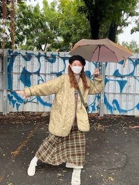 「アイテム（折りたたみ傘）」を使った、Tienさん（レディース・163cm）の春コーディネート