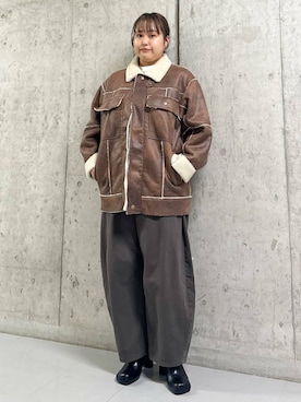 「アイテム（その他アウター、ブラウン系）」を使った、sakaiさん（レディース・158cm）の秋コーディネート