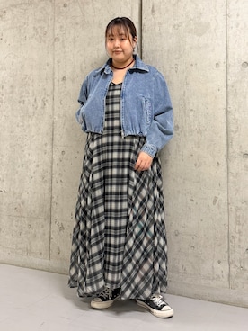 「KBF（ケイビーエフ）のバルーンデニムブルゾン（デニムジャケット、ブルー系）」を使った、sakaiさん（レディース・158cm）の秋コーディネート