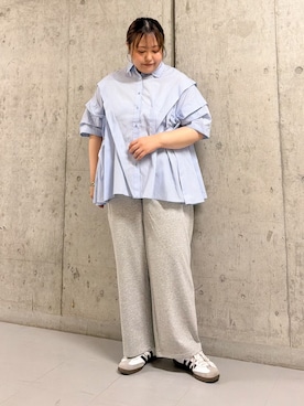 「KBF（ケイビーエフ）のダブルタックスウェットパンツ（スウェットパンツ、グレー系）」を使った、sakaiさん（レディース・158cm）の夏コーディネート