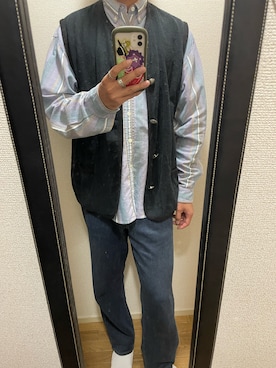 「古着のアイテム（デニムパンツ、ブルー系）」を使った、takuさん（メンズ・174cm）の秋コーディネート
