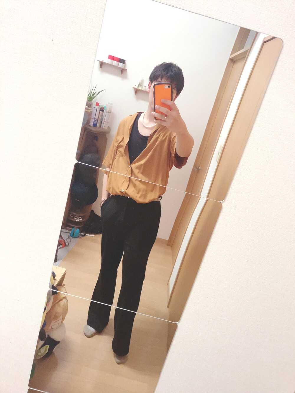 「GUのアイテム（シャツ/ブラウス、オレンジ系）」を使った、bashoさん（メンズ・171cm）の夏コーディネートの1枚目の写真