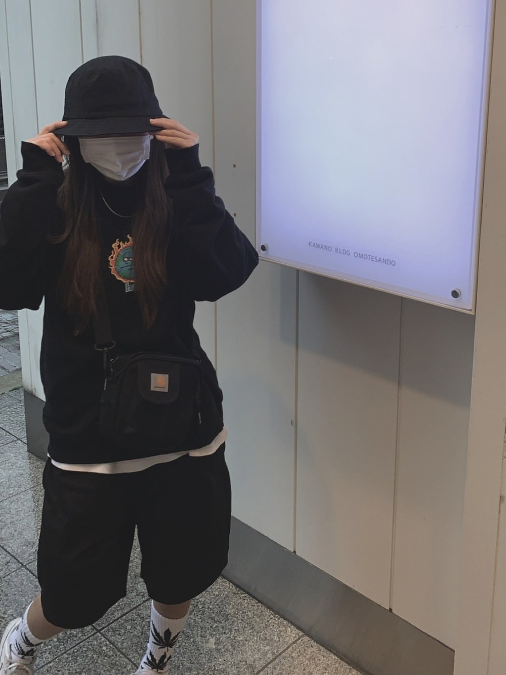 HUF（ハフ）の「SICK SAD WORLD CREW HUF ハフ店舗限定 クルー 