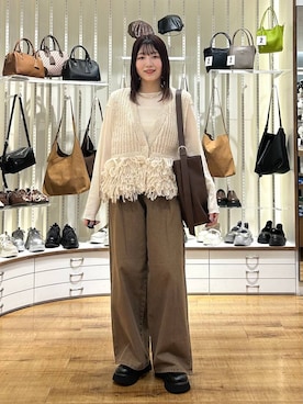 「アイテム（チョーカー）」を使った、manaty.さん（レディース・159cm・20代）の秋コーディネート