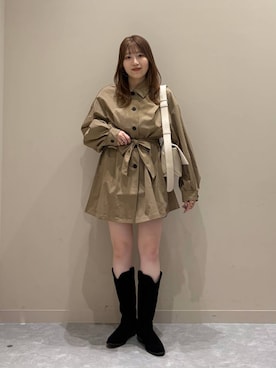 「LOWRYS FARM（ローリーズファーム）の【500mlペットボトル収納可】フラップショルダーＢＡＧ 1046881（ショルダーバッグ、ホワイト系）」を使った、manaty.さん（レディース・159cm）の秋コーディネート