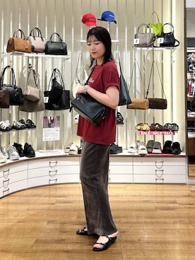 「アイテム（チョーカー、ゴールド系）」を使った、manaty.さん（レディース・159cm）の秋コーディネート