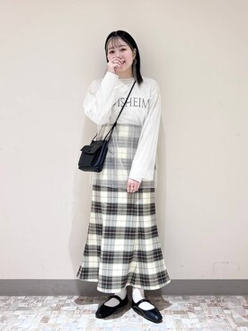 「アイテム（ピアス（両耳用））」を使った、manaty.さん（レディース・159cm・20代）の秋コーディネート