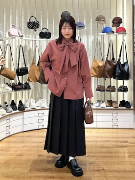 「LOWRYS FARM（ローリーズファーム）のビックボウタイチェックシャツ  573050（シャツ/ブラウス）」を使った、manaty.さん（レディース・159cm）の秋コーディネート