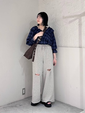 「インナーカラー」｜「アイテム（グレー系）」を使った、manaty.さん（レディース・159cm）の夏コーディネート