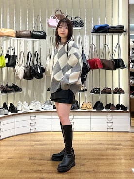 「アイテム（チョーカー）」を使った、manaty.さん（レディース・159cm）の秋コーディネート