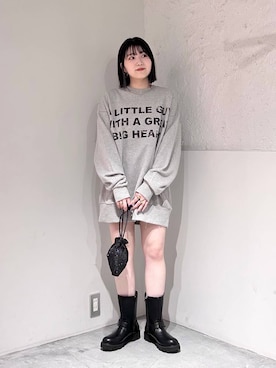 「インナーカラー」｜「アイテム（グレー系）」を使った、manaty.さん（レディース・159cm）の夏コーディネート