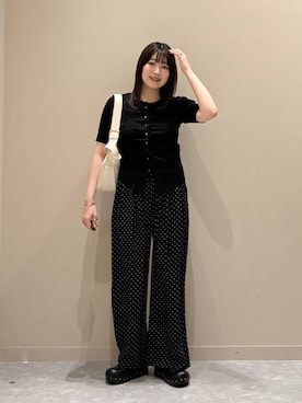 「LOWRYS FARM（ローリーズファーム）のステンレスフープチョーカー 127295（チョーカー、ゴールド系）」を使った、manaty.さん（レディース・159cm）の春コーディネート