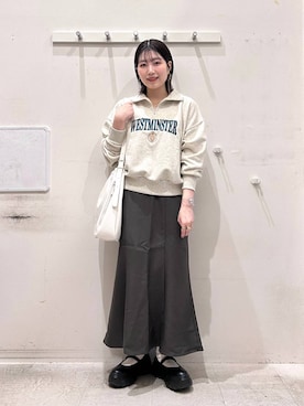「インナーカラー」｜「アイテム（グレー系）」を使った、manaty.さん（レディース・159cm）の秋コーディネート