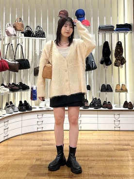 「アイテム（チョーカー）」を使った、manaty.さん（レディース・159cm）の秋コーディネート