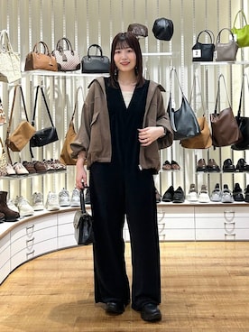 「アイテム（サロペット/オーバーオール）」を使った、manaty.さん（レディース・159cm）の秋コーディネート