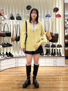 「LOWRYS FARM（ローリーズファーム）のシャギーロングＶカーディガン　595935（カーディガン/ボレロ）」を使った、manaty.さん（レディース・159cm）の秋コーディネート