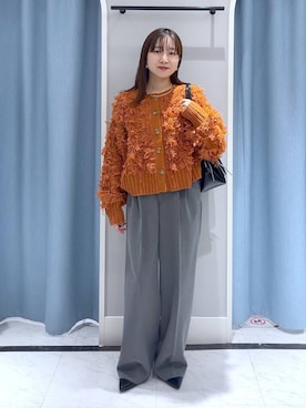 「アイテム（カーディガン/ボレロ、オレンジ系）」を使った、これとすさん（レディース・150cm）の冬コーディネート