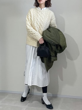 「ケーブルニット」｜「アイテム（ミリタリージャケット）」を使った、あさこさん（レディース・164cm）の冬コーディネート