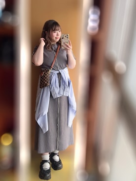 「アイテム（ウィッグ）」を使った、谷原小春さん（レディース・155cm）の秋コーディネート