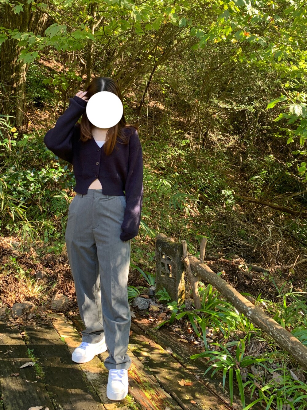 「秋服、おでかけコーデ、シンプルスタイル、パンツスタイル、低身長女子、GRL、nugu、PUMA、カーディガン、ラクチンコーデ、日常に魔法を、今日のコーデ、いいね、save、フォローお願いします🤑」｜「GRLのアイテム（パンツ、グレー系）」を使った、🈂️さん（レディース・151cm）の秋コーディネートの1枚目の写真