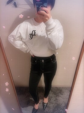 「GYDAデニム」｜「アイテム（Tシャツ/カットソー）」を使った、Shioriさん（レディース・160cm）の春コーディネート