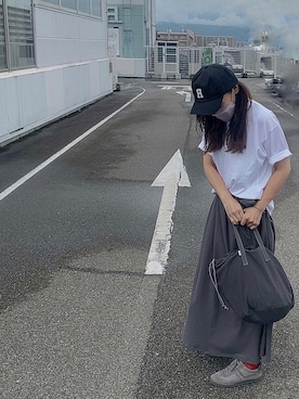 「Graphpaper（グラフペーパー）のアイテム（バッグ）」を使った、みさん（レディース・155cm）の夏コーディネート