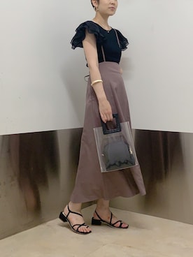 「袖フリル」｜「アイテム（アクセサリー）」を使った、たっつんさん（レディース・166cm）の夏コーディネート