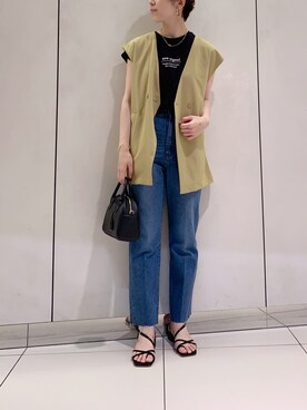 「ストレートデニム」｜「アイテム（ノーカラージャケット）」を使った、たっつんさん（レディース・166cm）の夏コーディネート